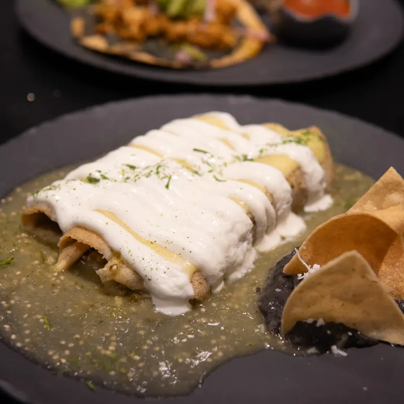 Lounge 19 en Terminal 1 Aeropuerto Internacional de la Ciudad de México